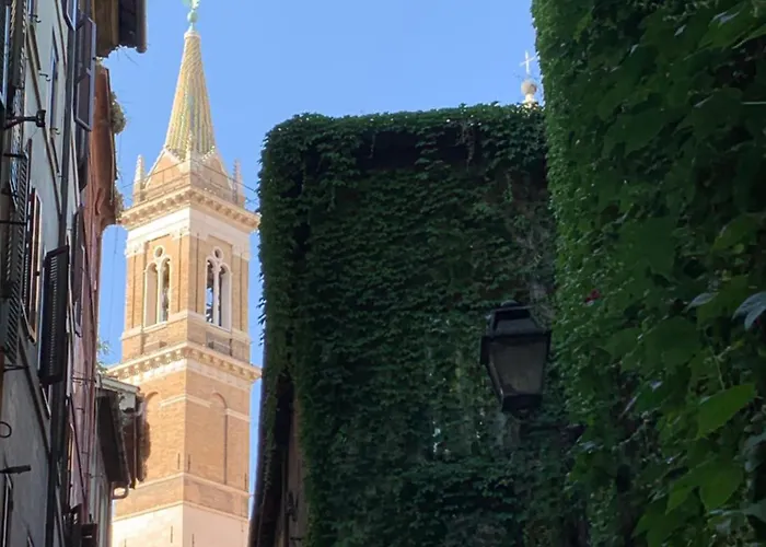 Navona Relais - Center Of *